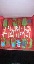 Load image into Gallery viewer, Custom Cakesicle Box
